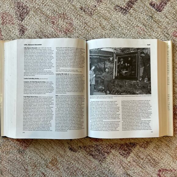 VTG 1995 Oxford Companion to WWII Hard Cover Book History Buff Educational - Picture 11 of 11